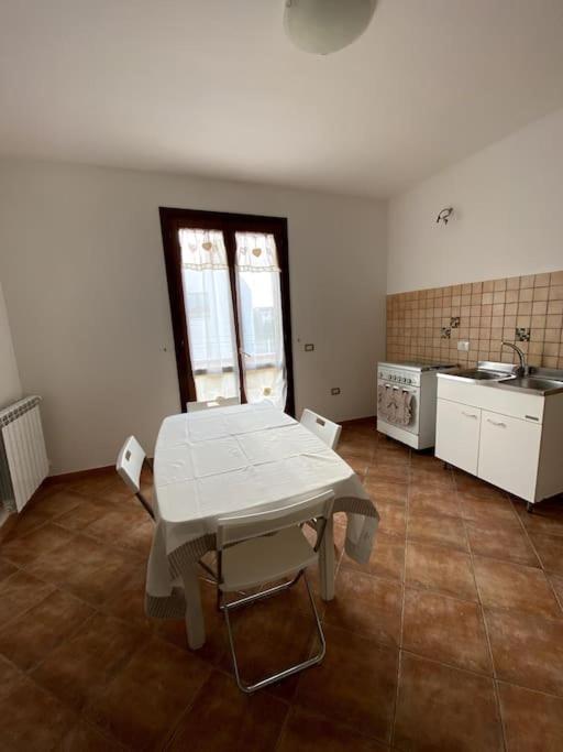 Casa Gina Appartement Porto Torres Buitenkant foto